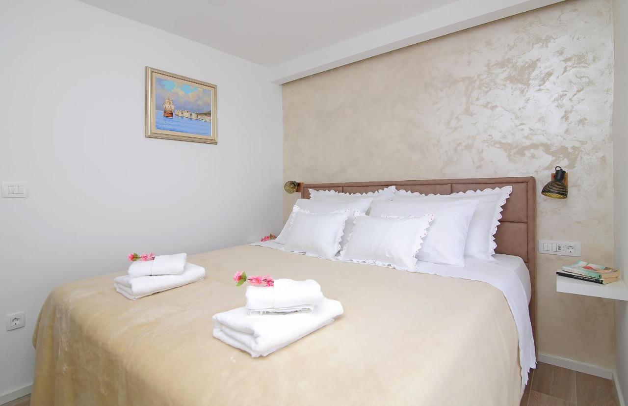 Blue Cliff Apartment Дубровник Екстериор снимка